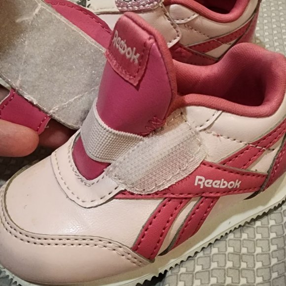 Pink flamingo reebok toddler shoes - Picture 2 of 3